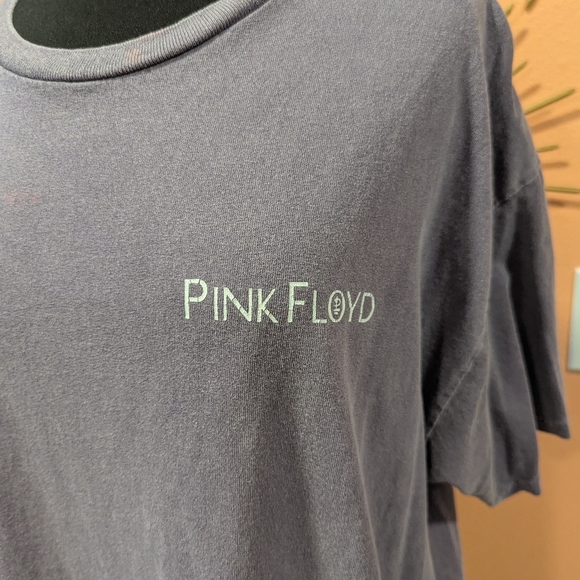 Urban Outfitters Large Oversized Pink Floyd Graphic T-Shirt Purple Distressed - Picture 8 of 13